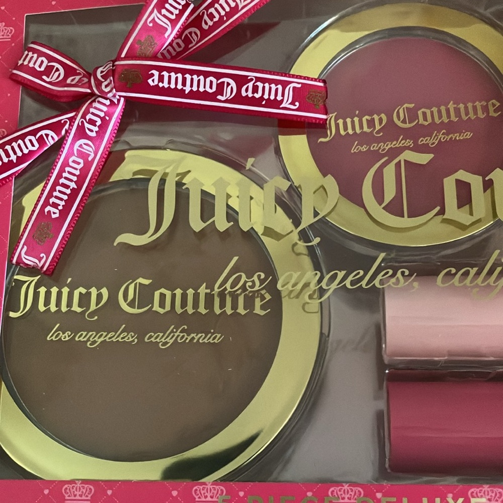 💋Juicy Couture gift wrapped makeup set NWT - Picture 5 of 11